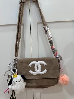 CHANEL Greige Pecision PLUSHIE Crossbody + Cute Keychain Charms + Twilly   - NIB